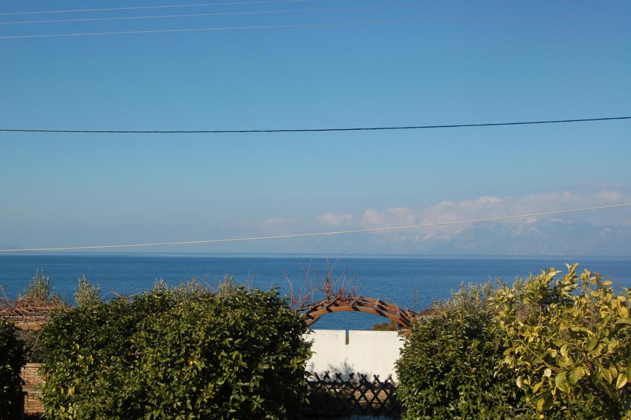 Villa Sul Mare Chalkida Exterior foto